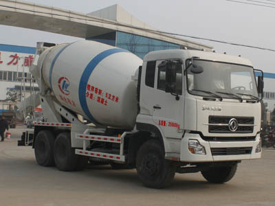 東風(fēng)大力神10方攪拌車 工程建設(shè)中的堅(jiān)實(shí)后盾